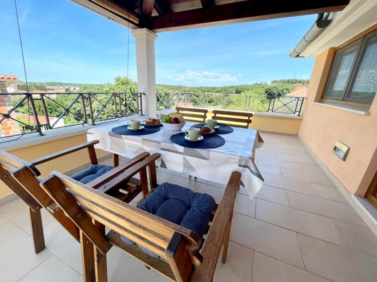 מדולין Apartments Ladonja מראה חיצוני תמונה