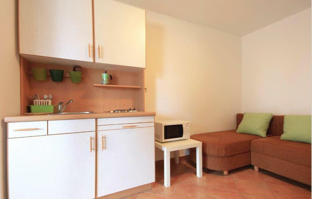 מדולין Apartments Ladonja מראה חיצוני תמונה
